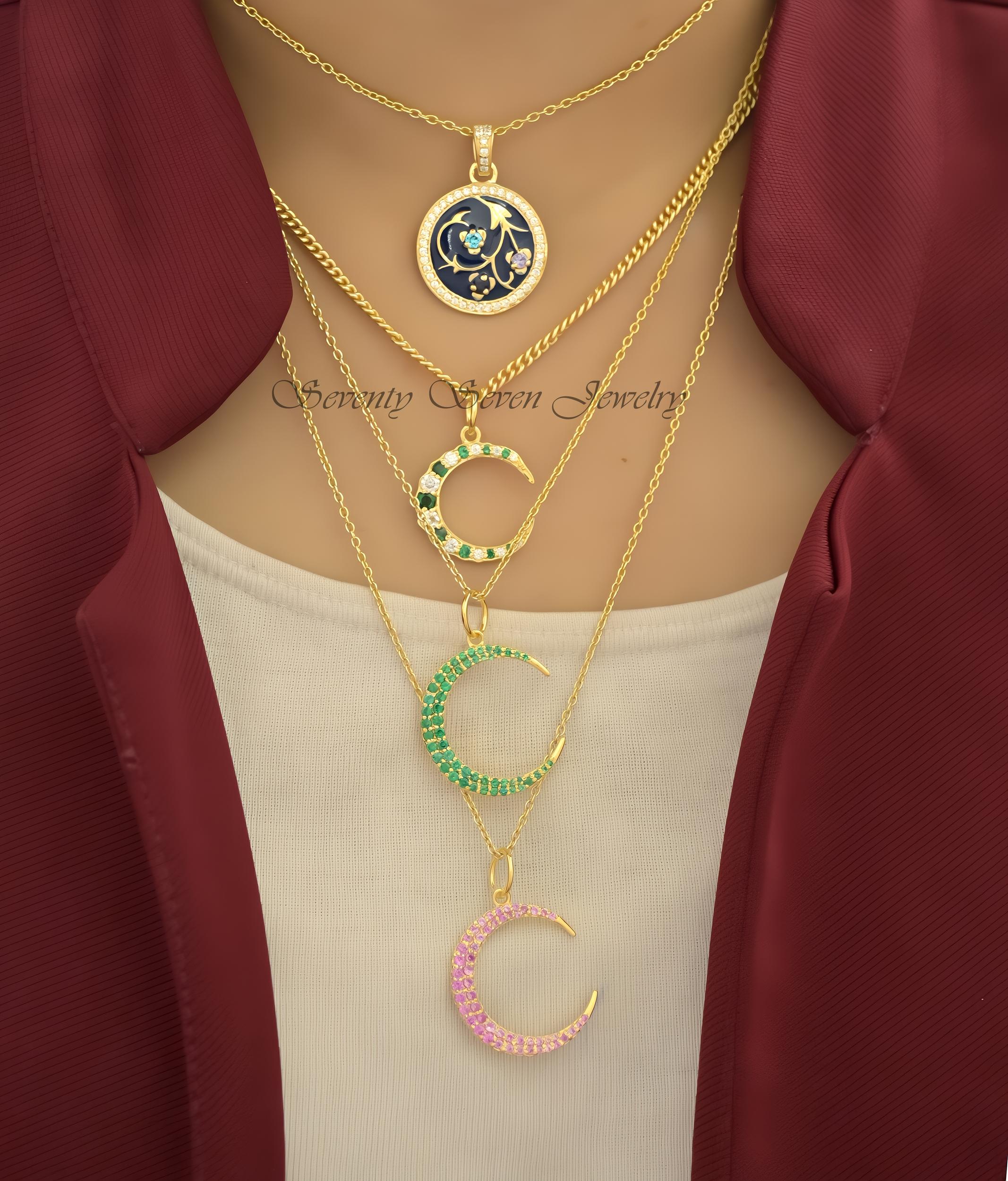 925 Silver Enamel Round Pendant: Sapphire Floral Charm - View 2 - Seventy Seven Jewelry | SKU: SSMJP257-SLRHDITLELTQ-2026 925 Silver Enamel Round Pendant: Sapphire Floral Charm - View 2 - Seventy Seven Jewelry | SKU: SSMJP257-SLRHDITLELTQ-2026
