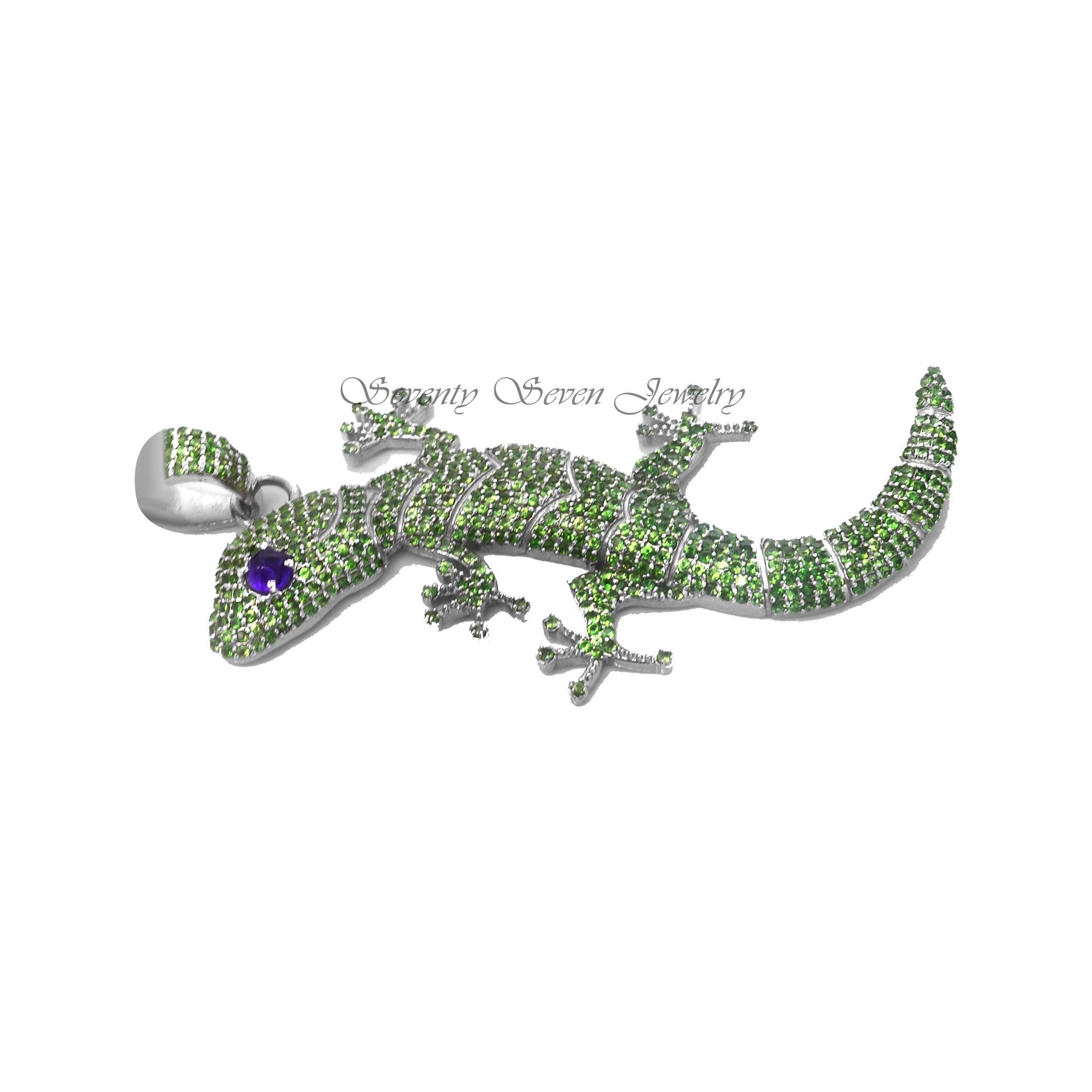 Sterling Silver Gecko Pendant: Antique Tsavorite Lizard Jewelry - View 4 - Seventy Seven Jewelry | SKU: SSMJP496-SLRHTSAM-202 Sterling Silver Gecko Pendant: Antique Tsavorite Lizard Jewelry - View 4 - Seventy Seven Jewelry | SKU: SSMJP496-SLRHTSAM-202