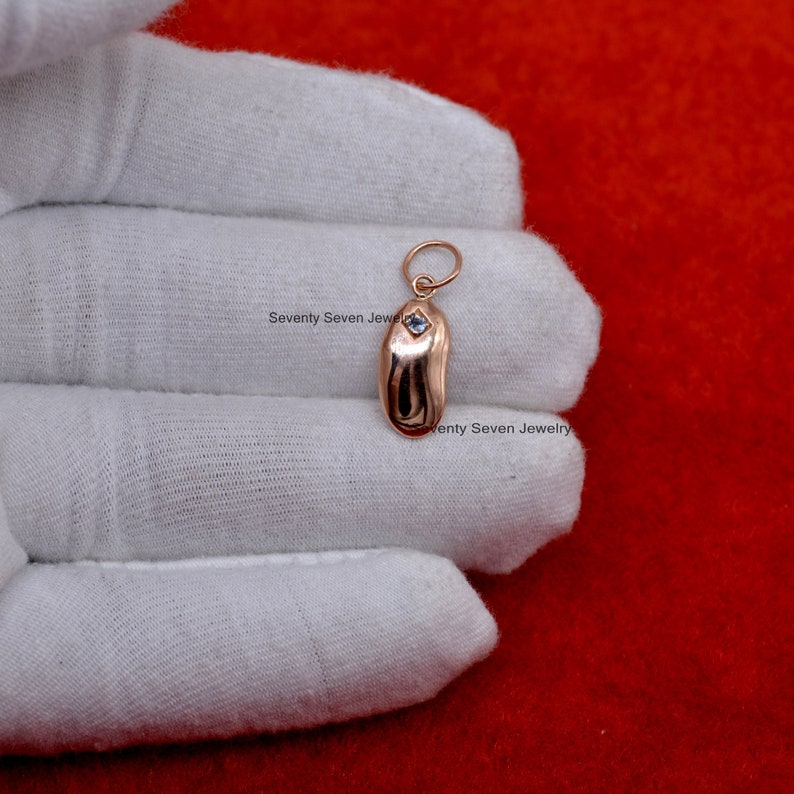 14K Gold Kidney Bean Charms Minimalist Beans Charm Bean Etsy