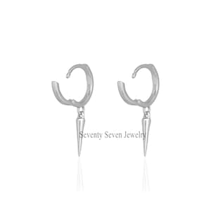 14k Gold Strawberry Studs, 14k Strawberry Oorbellen, Ruby & Emerald Strawberry Studs, Minimalistische Studs, Gold Studs Oorbellen, 14k Studs