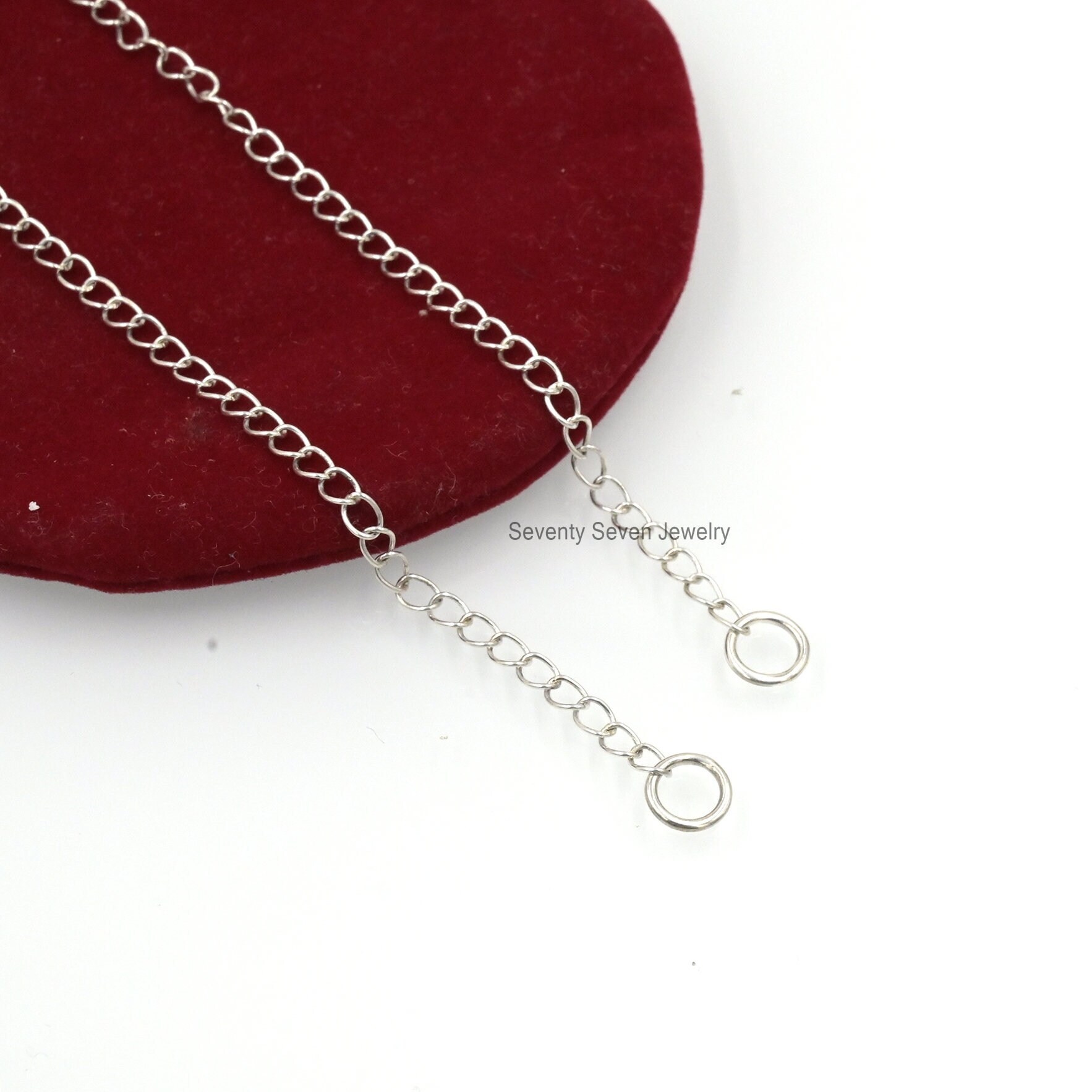 Sterling Silver Round Link Chain: Connector Curb - View 5 - Seventy Seven Jewelry | SKU: SSG24-SLNSYG-18I-V Sterling Silver Round Link Chain: Connector Curb - View 5 - Seventy Seven Jewelry | SKU: SSG24-SLNSYG-18I-V