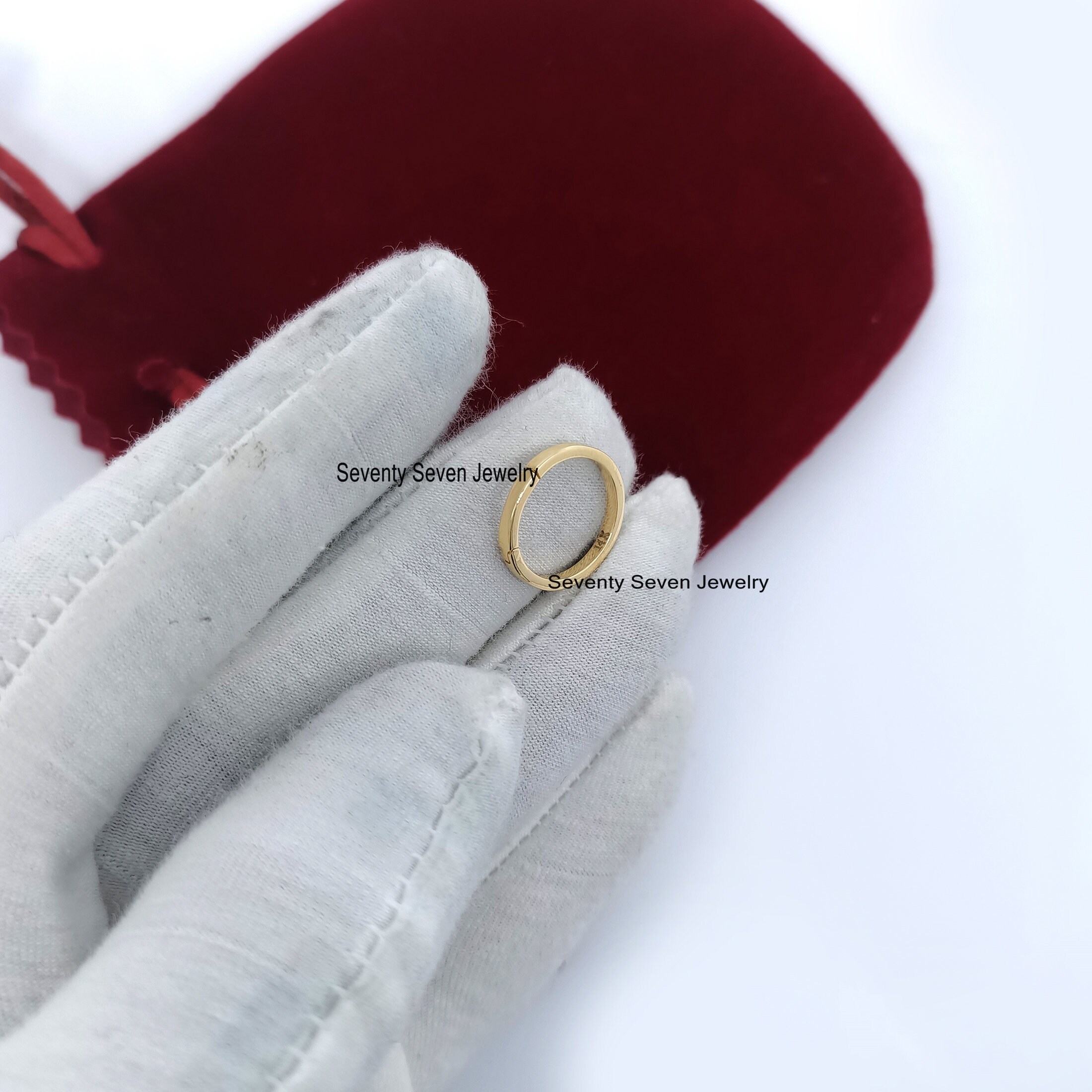 925 Silver Round Charms Enhancer: Plain Link Lock (15*15 MM) - View 5 - Seventy Seven Jewelry | SKU: SSMJH447-SLYG-2/2026