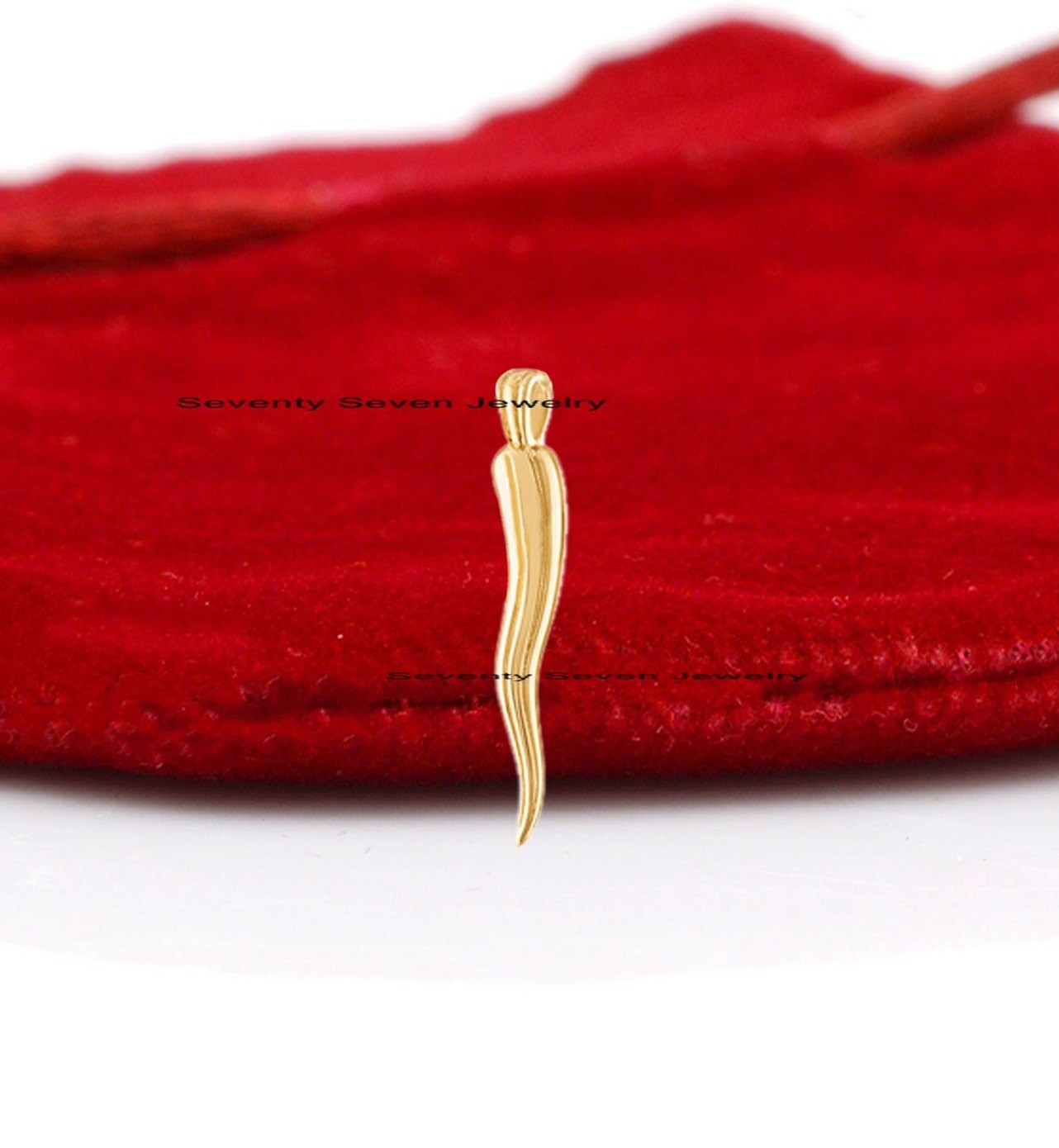 14k Gold Cornicello Horn Pendant: Italian Diamond Amulet - View 4 - Seventy Seven Jewelry | SKU: SSMJP1336-14KYGDI-2026