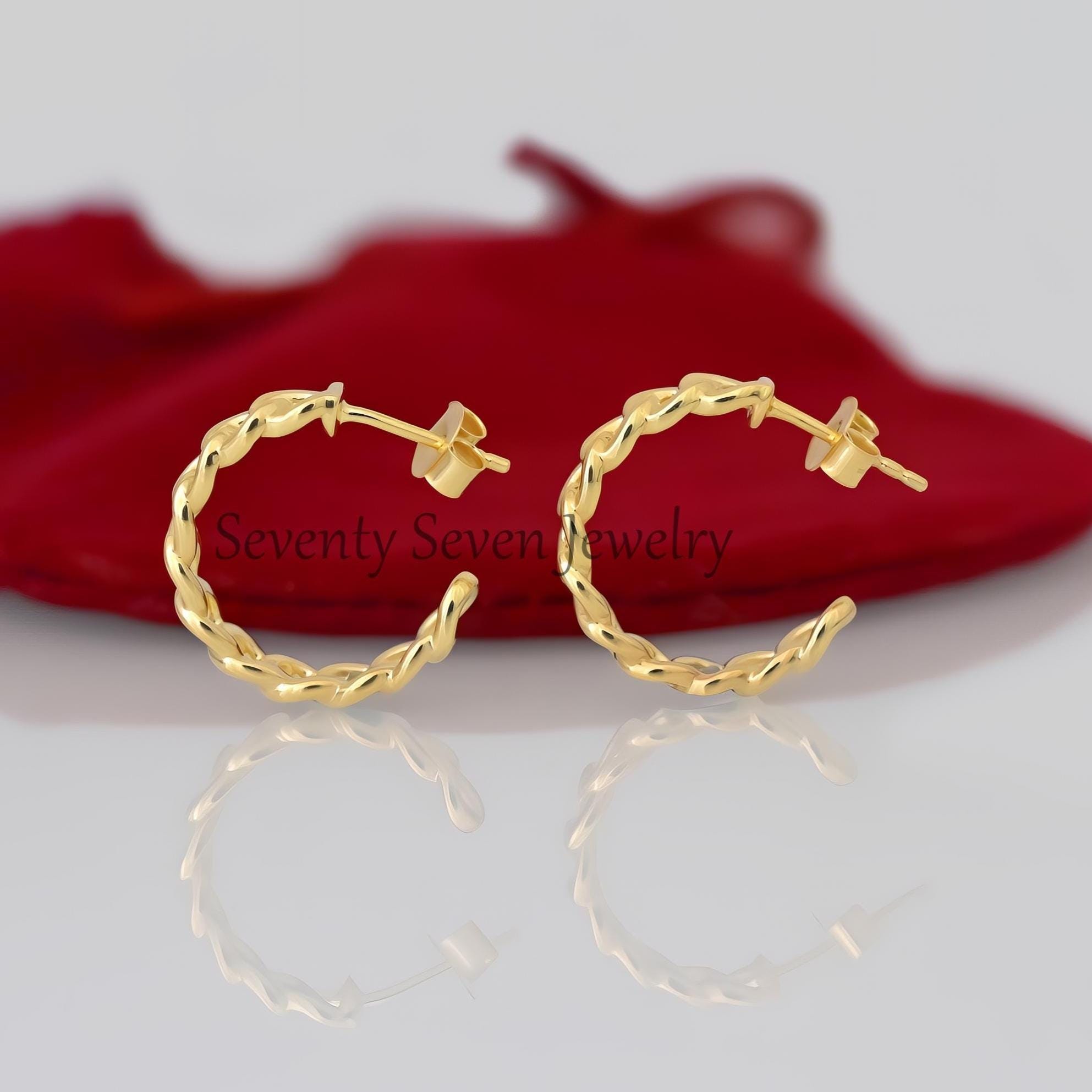 14K Gold Cuban Hoop Earrings: Curb Chain Studs - View 6 - Seventy Seven Jewelry | SKU: SSMJE1849-SLYG-20M 14K Gold Cuban Hoop Earrings: Curb Chain Studs - View 6 - Seventy Seven Jewelry | SKU: SSMJE1849-SLYG-20M