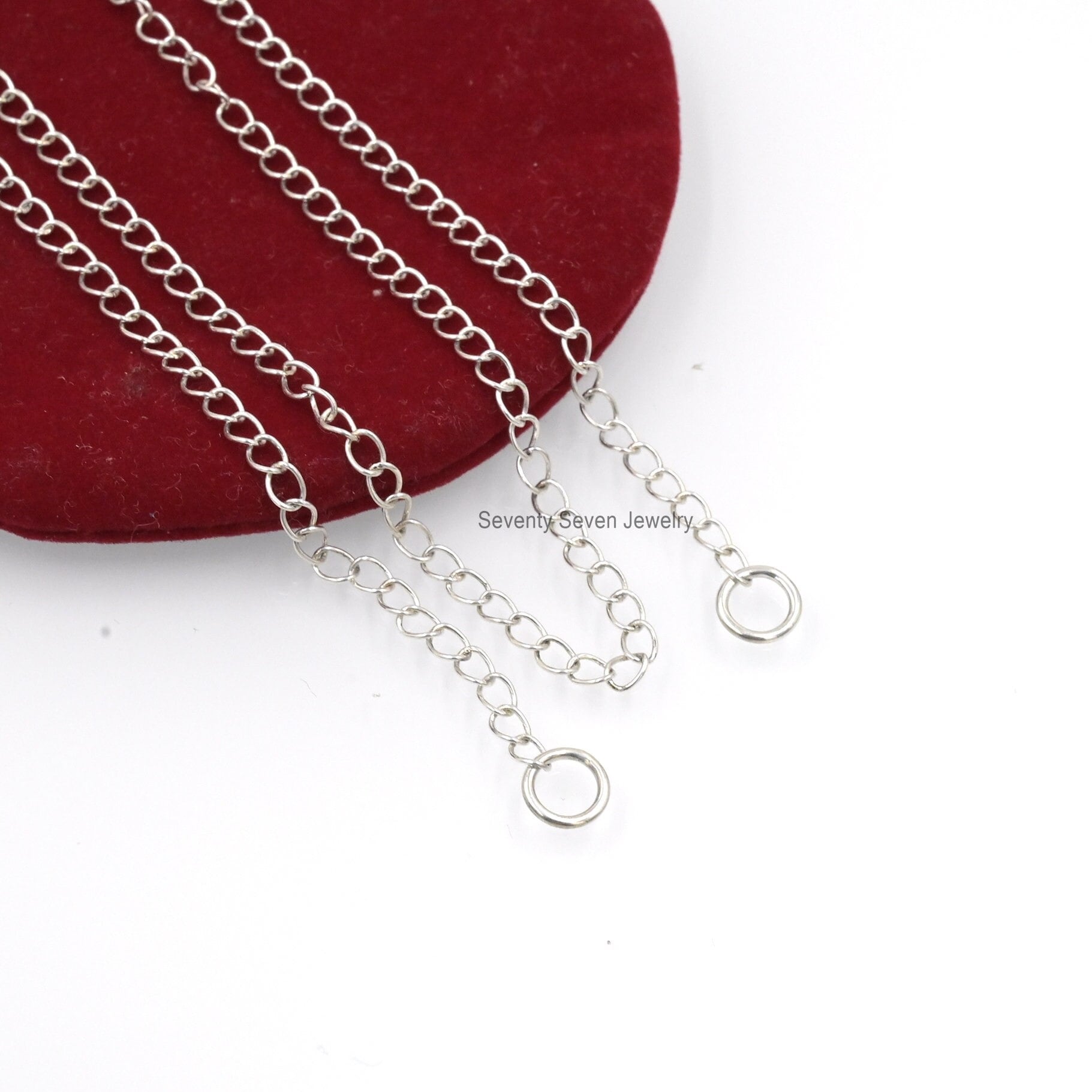 Sterling Silver Round Link Chain: Connector Curb - View 4 - Seventy Seven Jewelry | SKU: SSG24-SLNSYG-18I-V Sterling Silver Round Link Chain: Connector Curb - View 4 - Seventy Seven Jewelry | SKU: SSG24-SLNSYG-18I-V