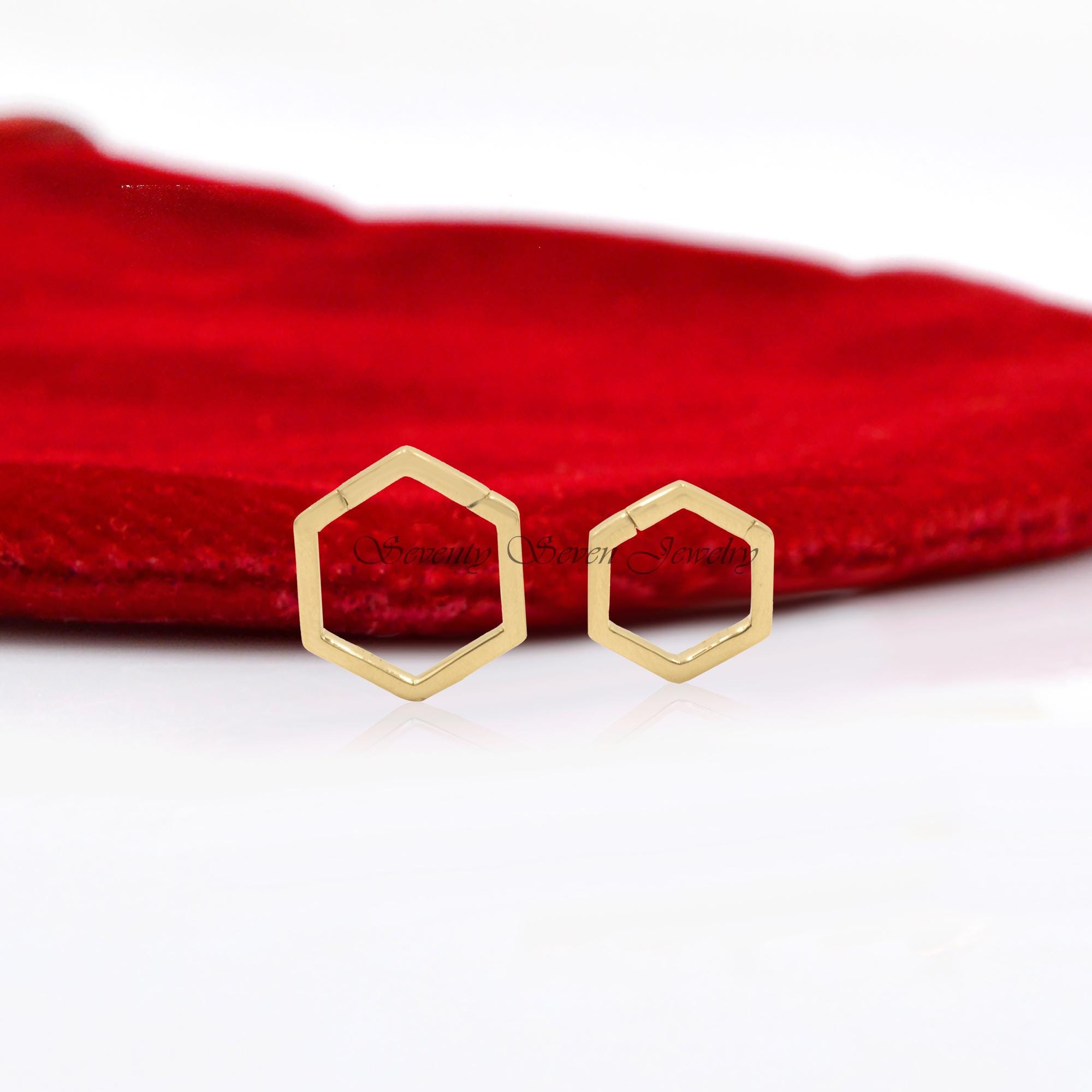 18K Gold Hexagon Charm Holder, Enhancer Lock (15x15 MM) - Seventy Seven Jewelry | SKU: SSMJH449-18KYG-2026 18K Gold Hexagon Charm Holder, Enhancer Lock (15x15 MM) - Seventy Seven Jewelry | SKU: SSMJH449-18KYG-2026