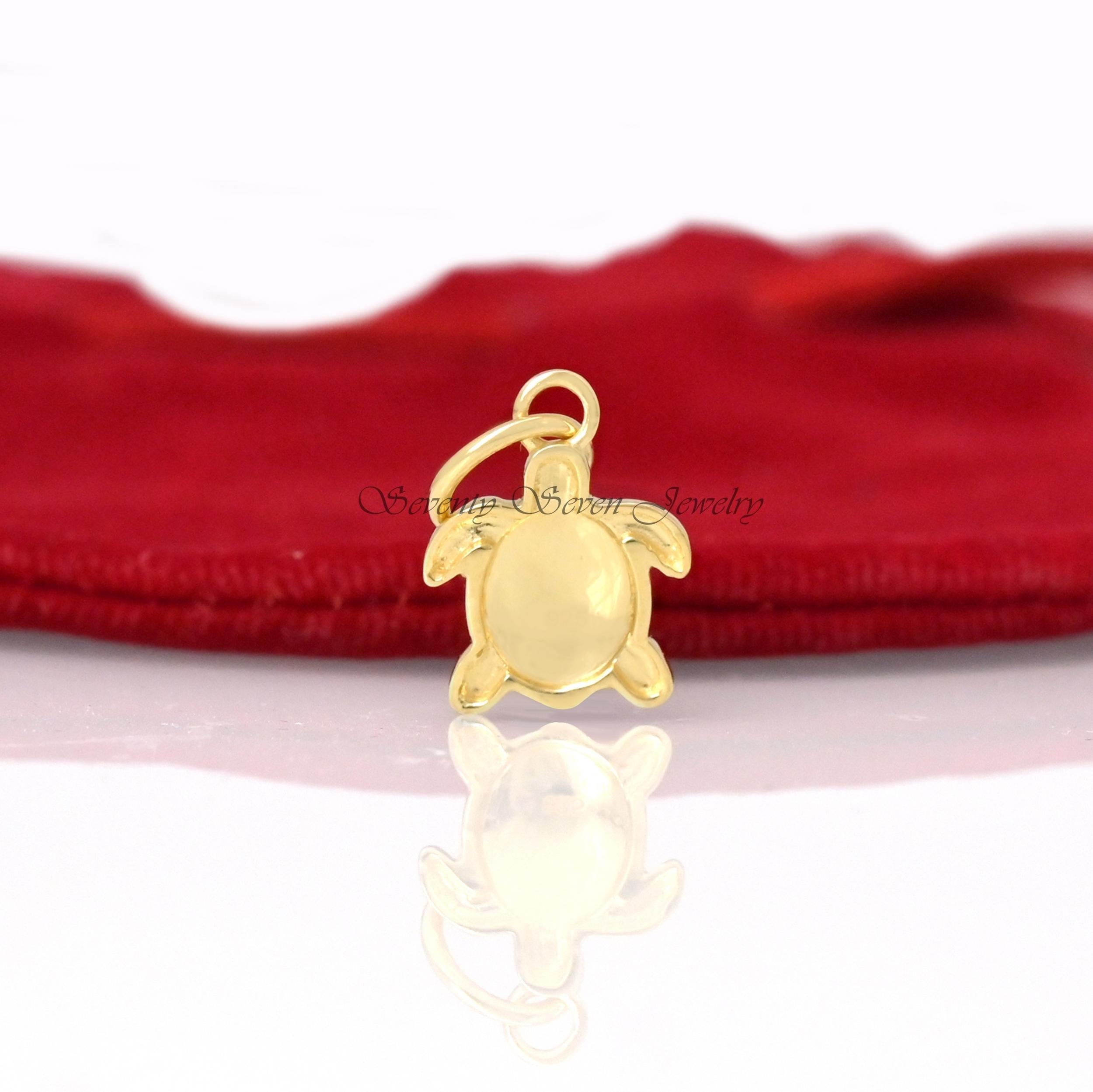 14k Gold Plated Turtle Pendant: Sea Charm Jewellery - View 5 - Seventy Seven Jewelry | SKU: SSMJP5176-SLYG-20M 14k Gold Plated Turtle Pendant: Sea Charm Jewellery - View 5 - Seventy Seven Jewelry | SKU: SSMJP5176-SLYG-20M