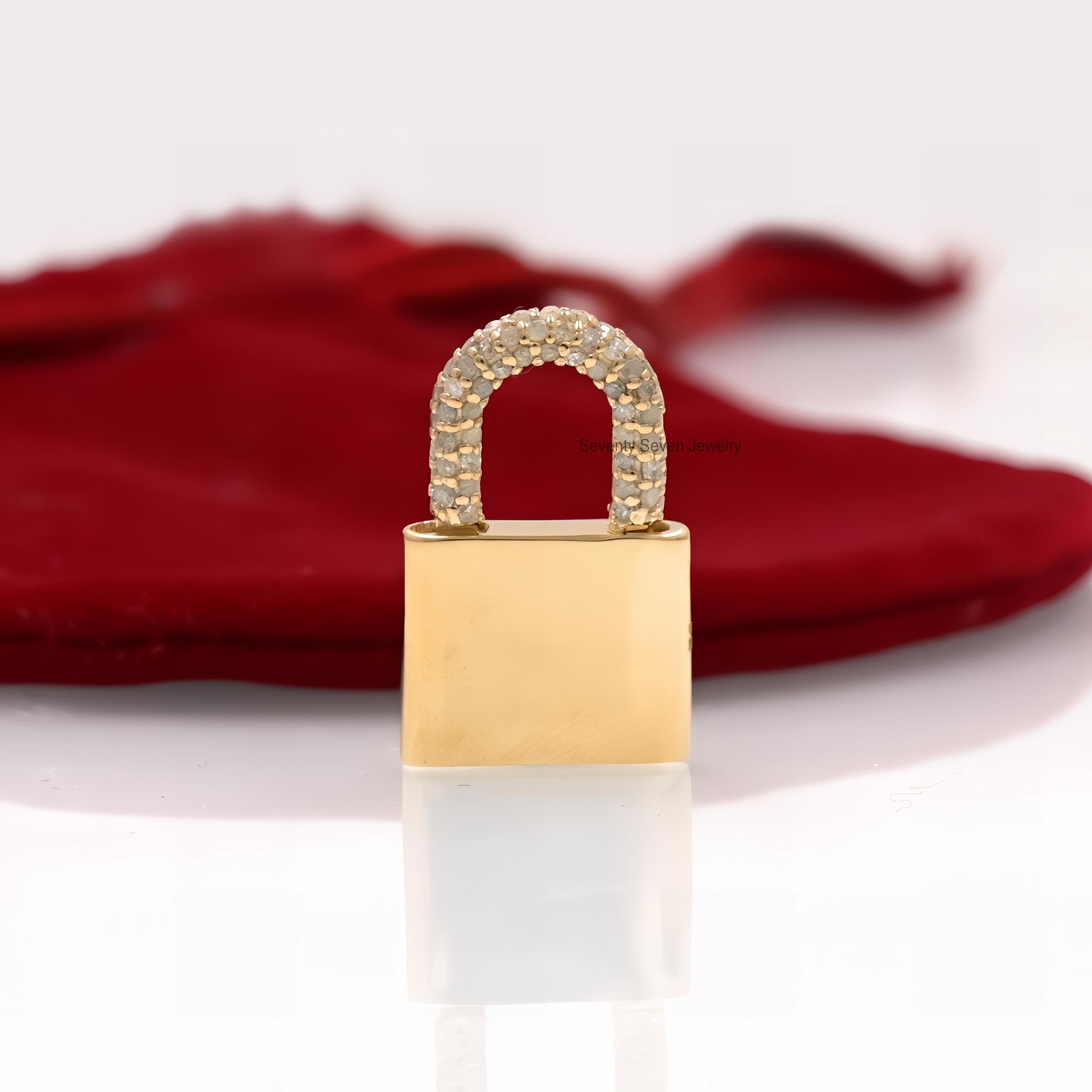 925 Silver Diamond Star Moon Padlock Pendant - View 5 - Seventy Seven Jewelry | SKU: SSMJP43-SLYGDI-2026,SSMJP43-SLYGCZ-VP 925 Silver Diamond Star Moon Padlock Pendant - View 5 - Seventy Seven Jewelry | SKU: SSMJP43-SLYGDI-2026,SSMJP43-SLYGCZ-VP