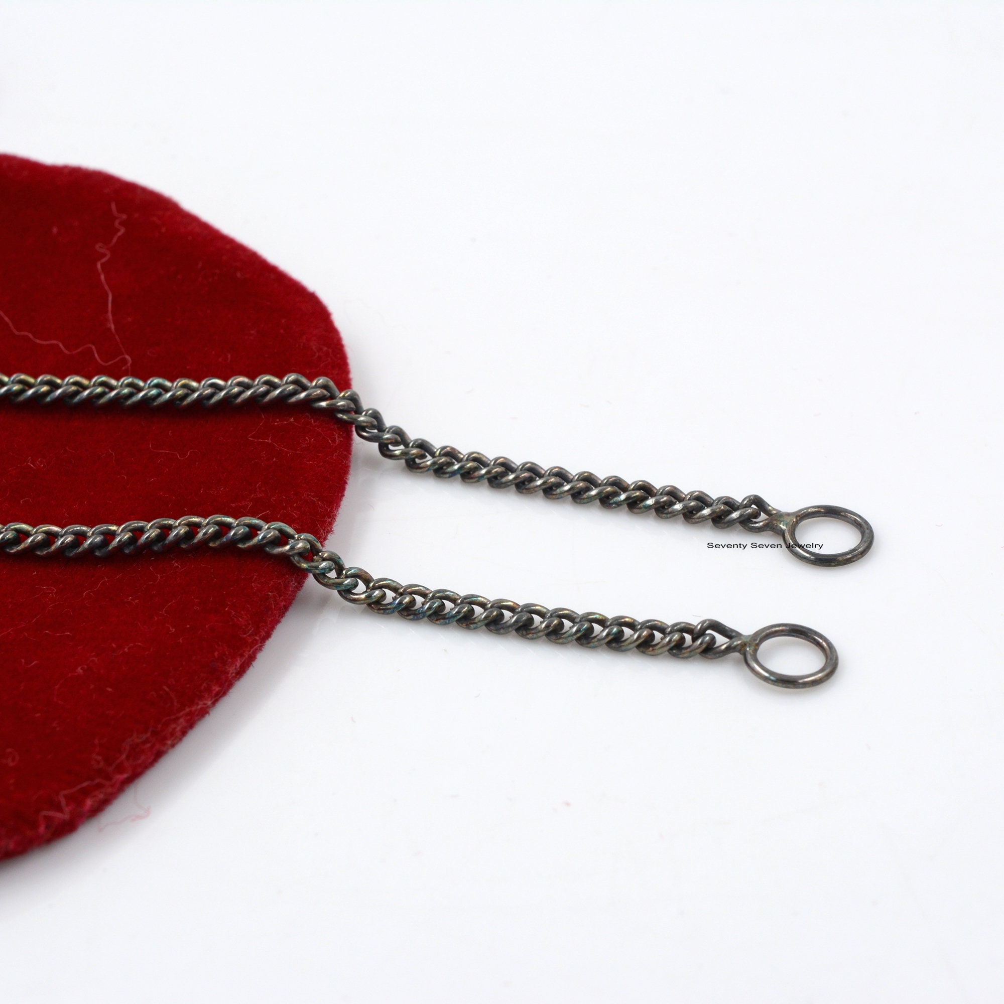 Handmade 925 Silver Curb Chain Necklace: 3MM Link, Carabiner Lock - View 5 - Seventy Seven Jewelry | SKU: SSG17-SLOXYG-16I-V Handmade 925 Silver Curb Chain Necklace: 3MM Link, Carabiner Lock - View 5 - Seventy Seven Jewelry | SKU: SSG17-SLOXYG-16I-V