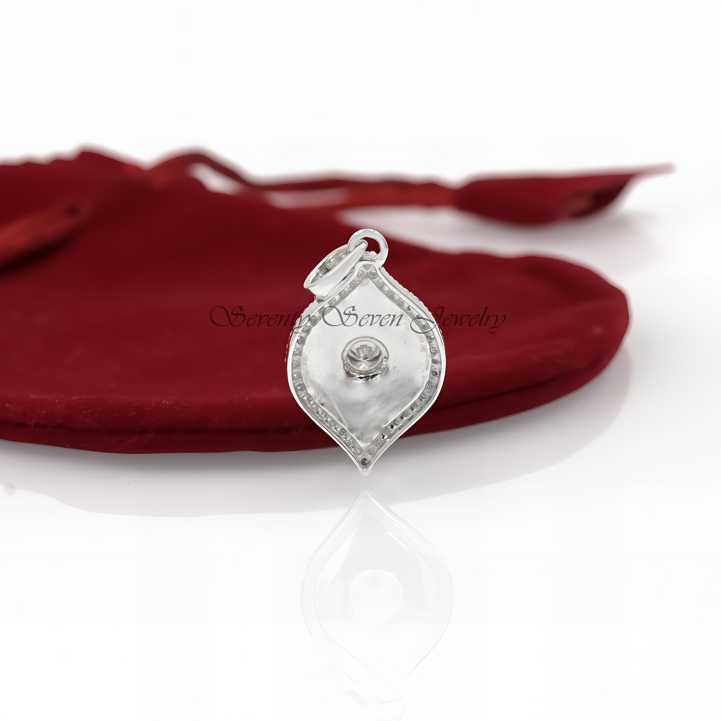 14K Gold Moissanite Evil Eye Pendant: Fluted Protection Charm - View 5 - Seventy Seven Jewelry | SKU: SSMJP2510-SLYGMN-1\2026