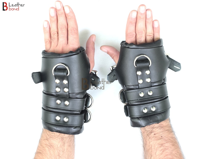 Patent Leather Cuff Set - 5 Piece BDSM Restraints | House of SXN