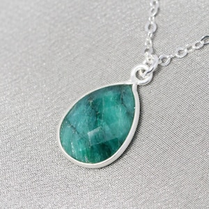 Sterling Silver Emerald Necklace, May Birthstone Jewelry Gift for Her, Raw Gemstone Pendant, Teardrop Necklace, Green Layering Necklace