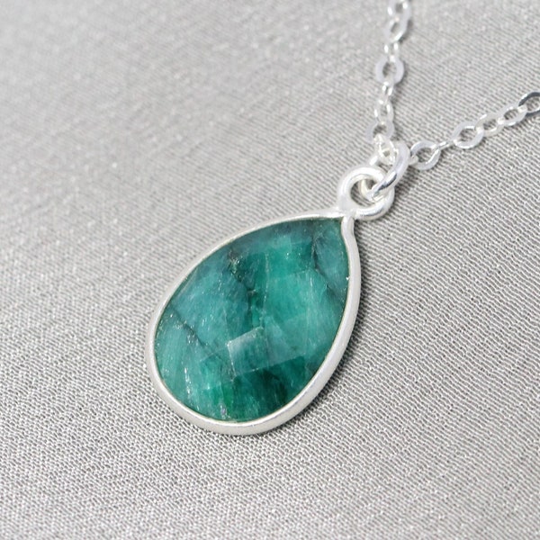 Sterling Silver Emerald Necklace, May Birthstone Jewelry Gift for Her, Raw Gemstone Pendant, Teardrop Necklace, Green Layering Necklace