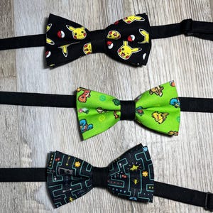 Gamer Bow Tie: Video Game Character Bowtie (Fits 9-13" Neck)