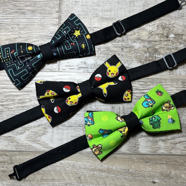 Gamer Bow Tie: Video Game Character Bowtie (Fits 9-13" Neck)