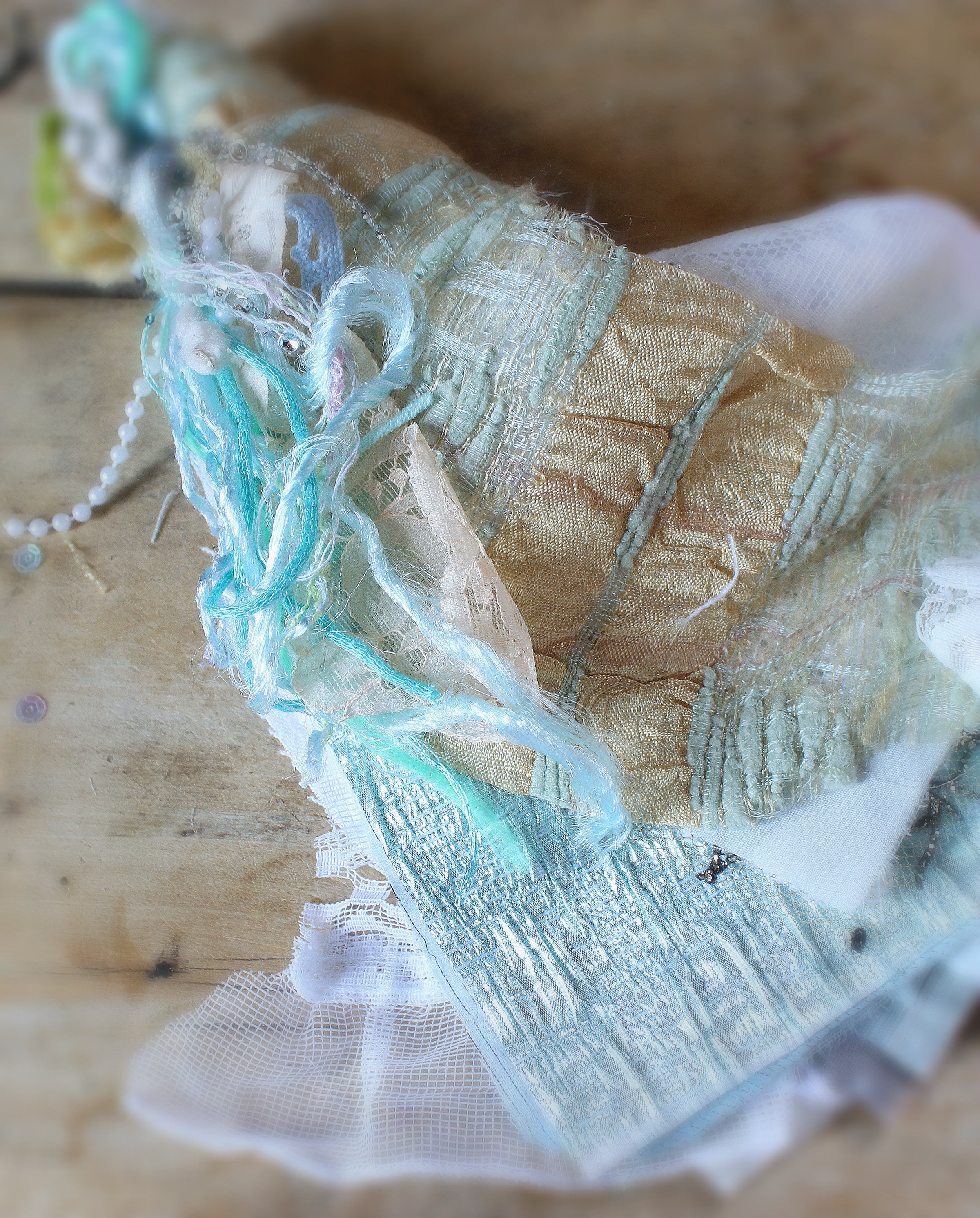 Victorian Trading Co Magnificent Set of Fabrics and Accessories