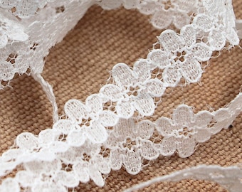 Dentelle poupée blanche ,Dentelle vintage blanche,dentelle ancienne blanche ,Galon de rideau,Fournitures créatives,vétement de poupée,