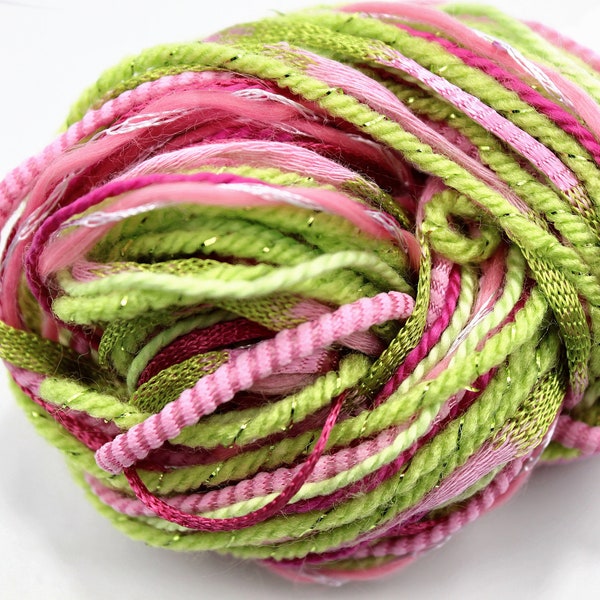 Verger Enchanté : Kit de Fils Texturés Rose et Vert pour Artisans Inspirés