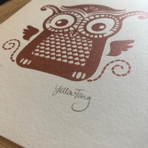 Arte de serigrafía Owl Mini Gocco con acabado de bronce metálico hecho a mano imagen 3