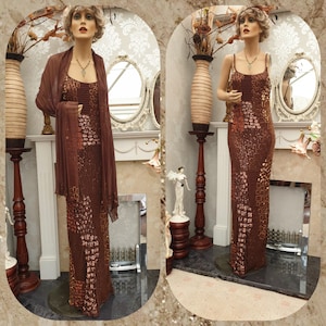 Vestido de noche formal de Downton Abbey, años 30, con lentejuelas en marrón bronce, corte al bies, adornado y con cuentas. Talla 16 UK 12 US.