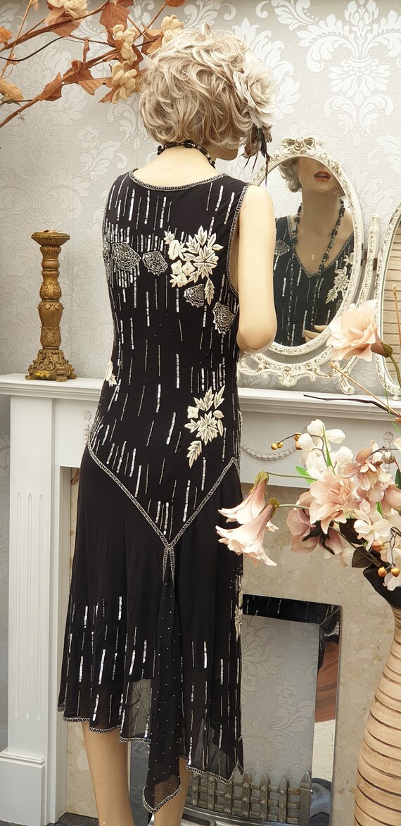 Black gatsby style dress 2025