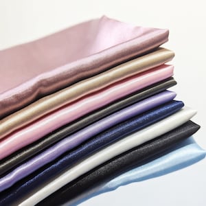 Zijdezacht satijnen kussensloop x 2| Sluiting in envelopstijl voor huid en haar: 75 x 50 cm