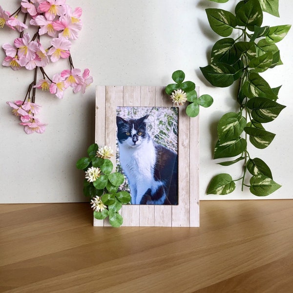 Photo Frame with White Clover 2 / Paper Craft / Picture Frame / Plant / Flower / Present / Gift / Anniversary / 3R / Postcard