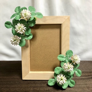 Cornice portafoto con trifoglio bianco 5 | 3R | Carta da parati | Cornice portafoto | Fiore | Regalo | Anniversario | Cornice in legno | Supporto per foto | Effetto venatura del legno