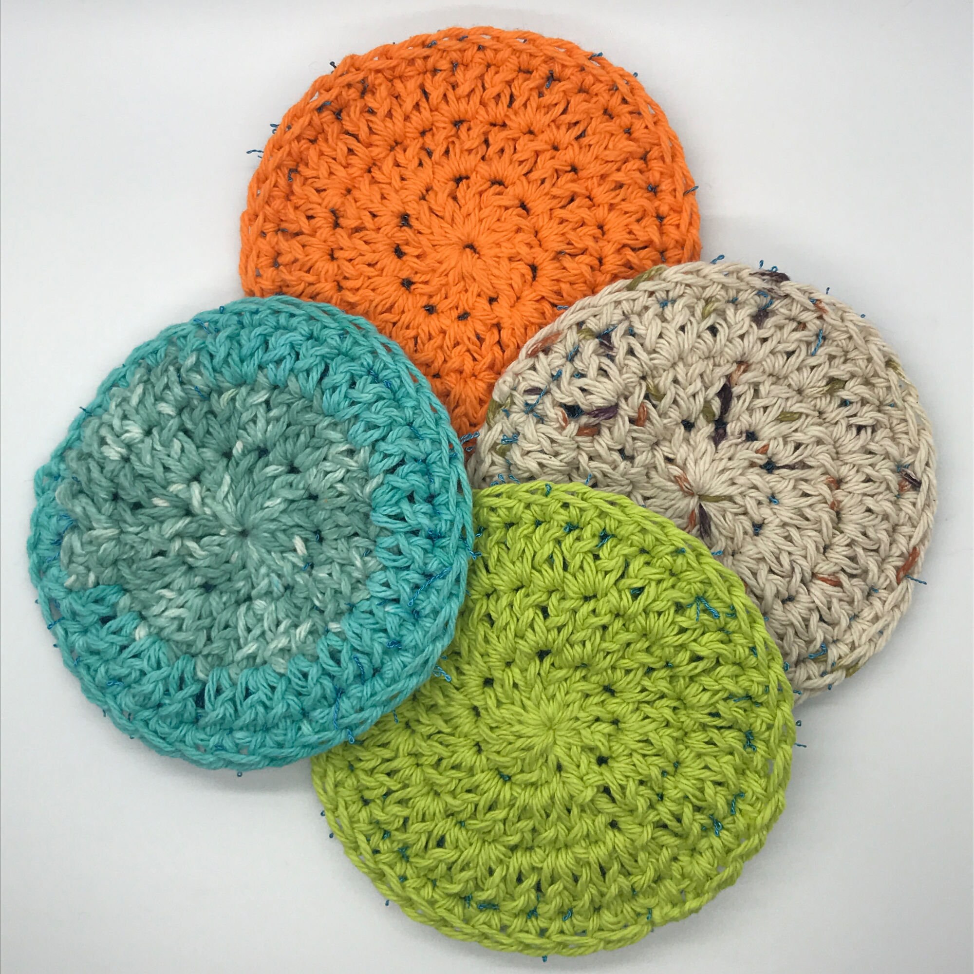 Petal Dish Scrub… a free crochet pattern – Manda's Crafty Corner