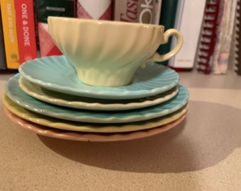 Vintage Gladding McBean Franciscan Coronado Swirl Dinnerware collection, mix and matched collection