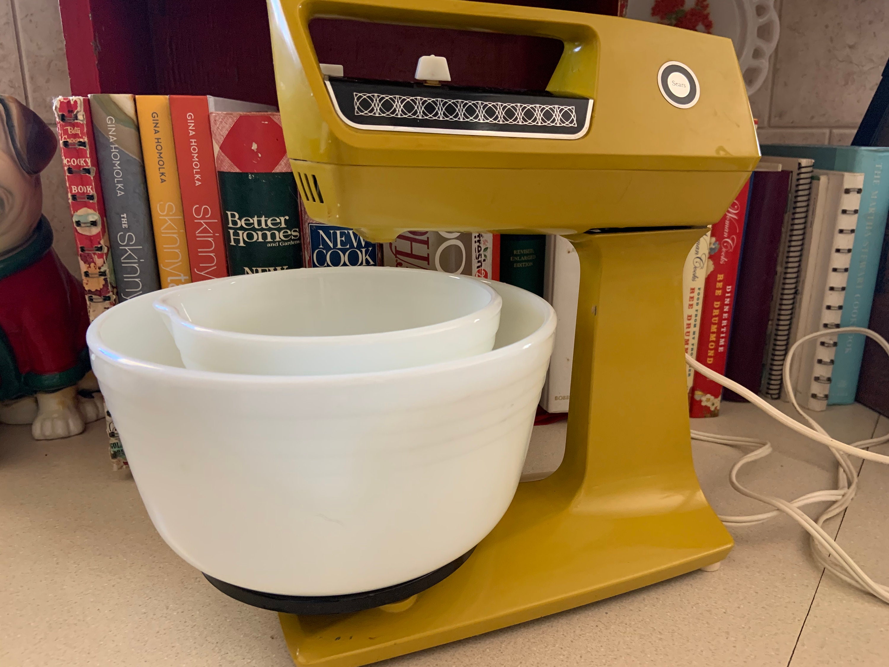 Mid Century Hamilton Beach Model G Mixguide Stand Mixer With Removable Hand  Mixer, Includes 2 Pyrex Mixing Bowls 