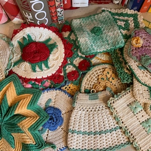 Vintage Crocheted Hot Pads, Pot Holders, Trivets,  Doilies, Wall Hangings- Various Options