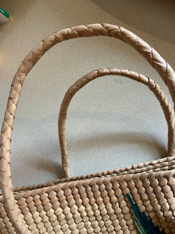 Vintage Woven Rattan Tote with Flowers - image 6