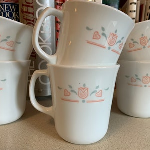 Vintage Corning Dutch Lattice Coffee Mugs