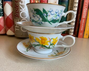 Vintage Avon Blossoms of the Month