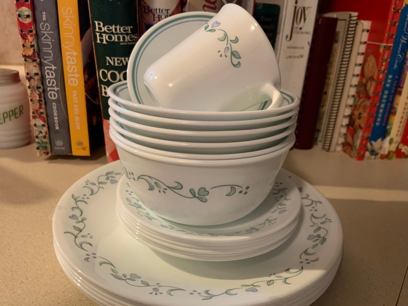 corelle classic country cottage 66 piece dinnerware set