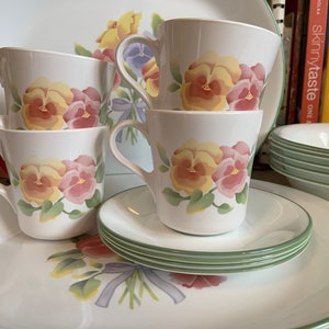 Vintage Corelle Dinneware and Corning Coffee Cups, Summer Blush, 24 pieces