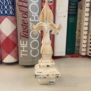 Vintage Wrought Iron Finale Spear Topper