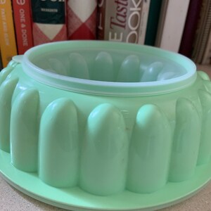 Vintage Jello Mold-Mint Green