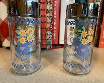 Vintage Hallmark Salt and Pepper Shakers, Country Blue