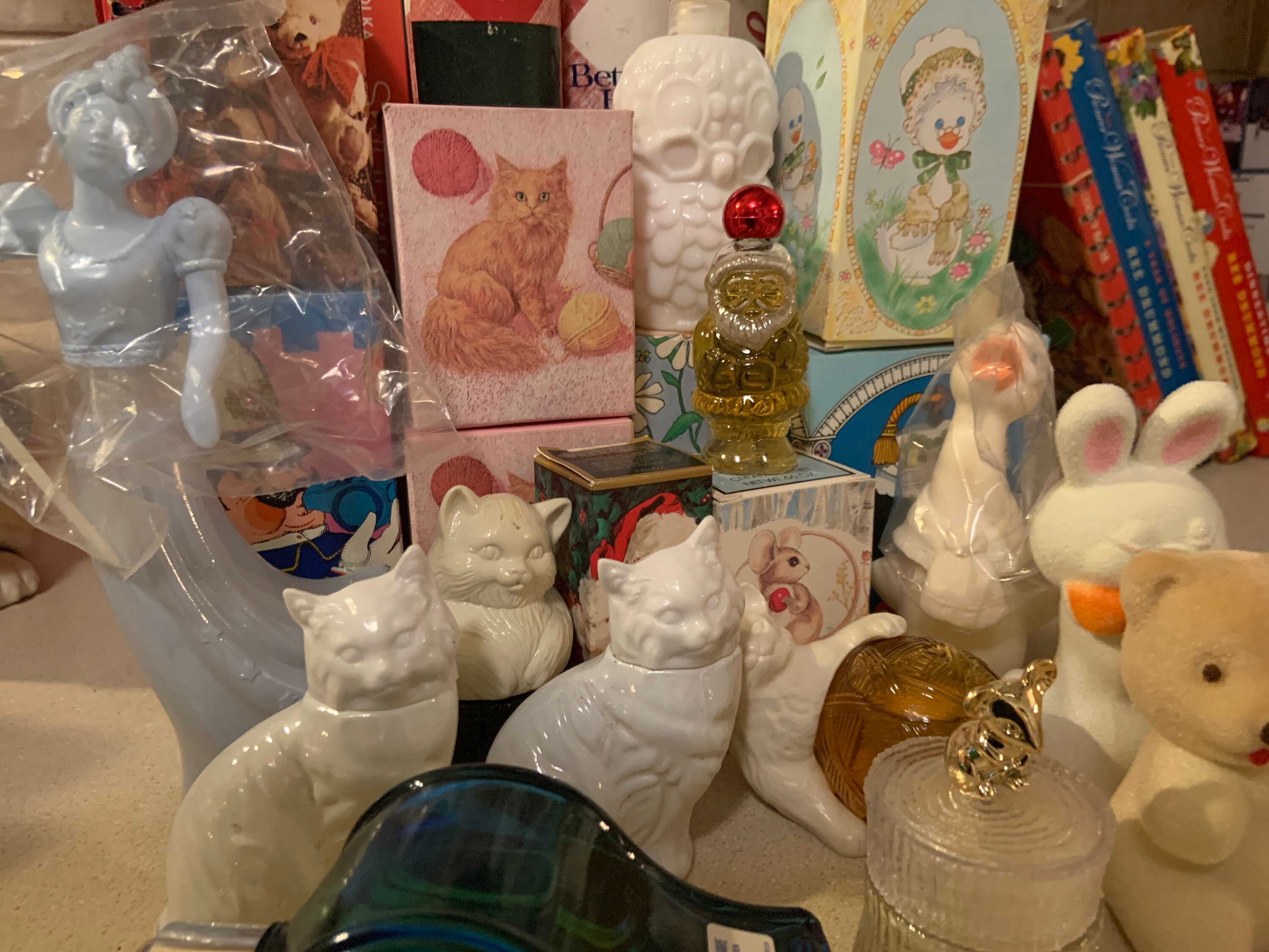 Avon perfume online figurines