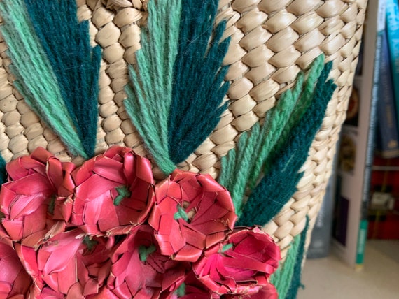 Vintage Woven Rattan Tote with Flowers - image 3