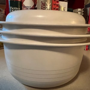 Tupperware ULTRA 21 オーブンウェア 4点セット　廃盤品　レア il_300x300.4143802059_57ys.jpg