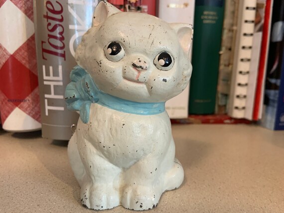 Cast Metal Bear Coin Bank (DEB) Cast Metal Bear Coin Bank (DEB)