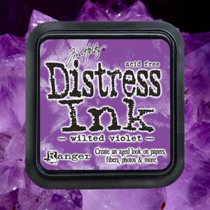 Tim Holtz Distress インクパッド、Wilted Violet、スタンピング、ペーパークラフト、ミックスメディア、タグ、ジャンクジャーナル、アートジャーナル、スクラップブック、ビンテージ、ステイン、エイジング