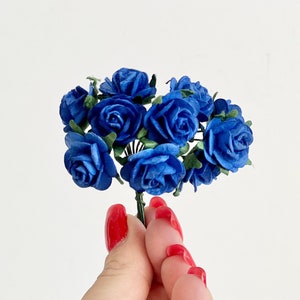 Rosa Blu Reale Di Gelso, Fiori Blu, Fiori Di Carta Di Gelso, Rosa Blu, Blu, Fiori Creativi Con La Carta, Fiori Artificiali, Artigianato Per Matrimoni