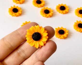 Girasol de resina de 24 mm, decoración del hogar, rústico, miniatura kawaii, girasol, girasol de plástico, cabujones de resina, fiesta rústica, decoración rústica