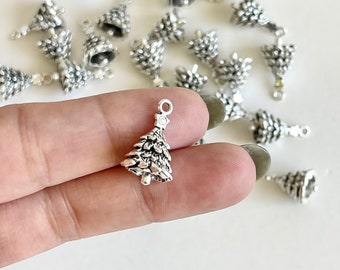 10 pcs Christmas Tree Charms, Christmas Tree, Antique Silver Charms, Christmas Tree Pendants, Christmas Charms, 3D Christmas Charm