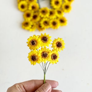 Silk Sunflowers, Silk Flowers,  Polyester Sunflowers, Fabric sunflowers with wire stems, Sunflowers, Artificial Flowers, Wedding Crafts