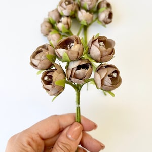 6 pcs Roses on Wire Stems, Silk Roses, Silk Flowers, Corsage Flowers, Peanut Roses , Wedding Crafts, Bulk Artificial Flowers, DIY Flowers
